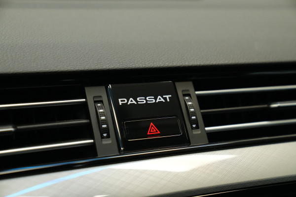 Volkswagen Passat Variant 1.4 TSI PHEV GTE Business ACC Massage Camera Stoelverwarming 24 Maanden garantie* (Vraag naar de voorwaarden)