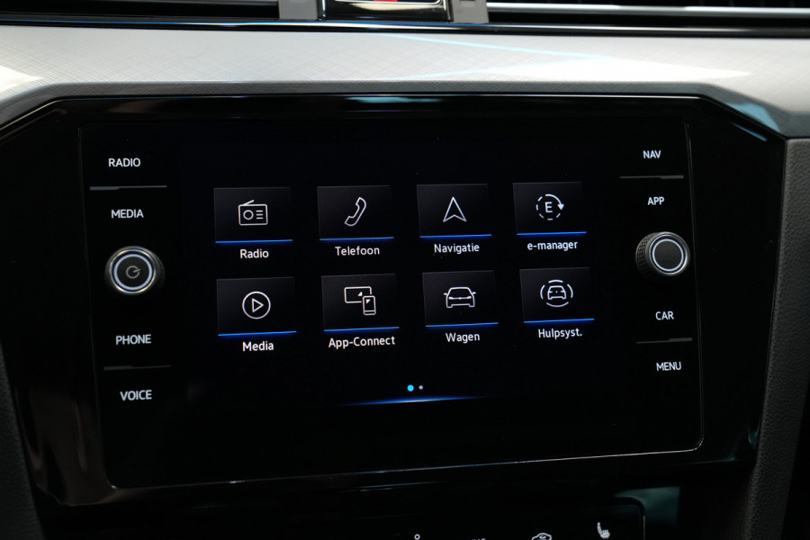 Volkswagen Passat Variant 1.4 TSI PHEV GTE Business ACC Massage Camera Stoelverwarming 24 Maanden garantie* (Vraag naar de voorwaarden)