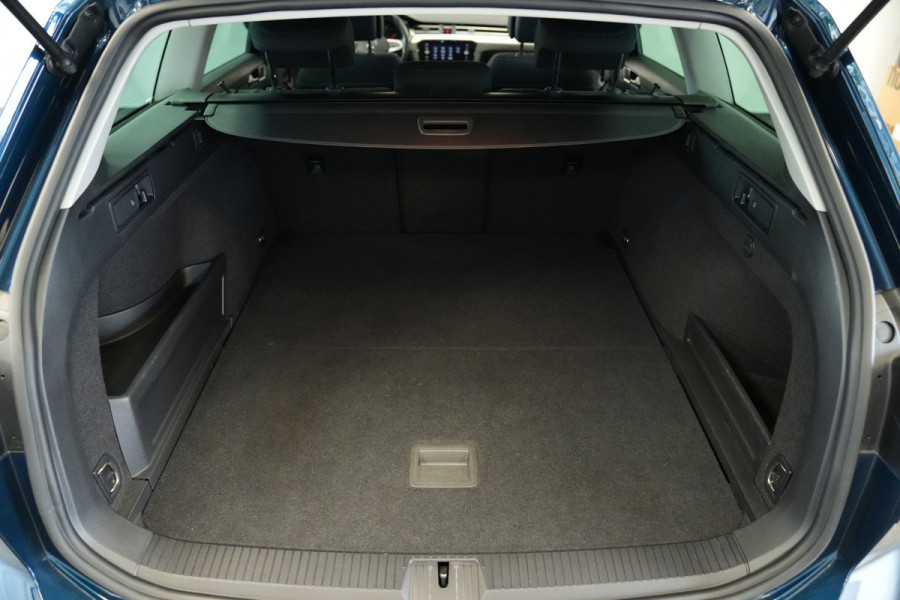 Volkswagen Passat Variant 1.4 TSI PHEV GTE Business ACC Massage Camera Stoelverwarming 24 Maanden garantie* (Vraag naar de voorwaarden)