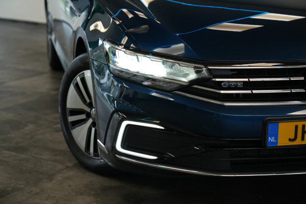 Volkswagen Passat Variant 1.4 TSI PHEV GTE Business ACC Massage Camera Stoelverwarming 24 Maanden garantie* (Vraag naar de voorwaarden)