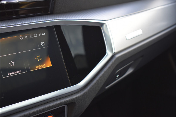 Audi Q3 Sportback 45 TFSI e S-Line 245 Pk Pano Navi Sfeer Leder ACC Keyless Camera