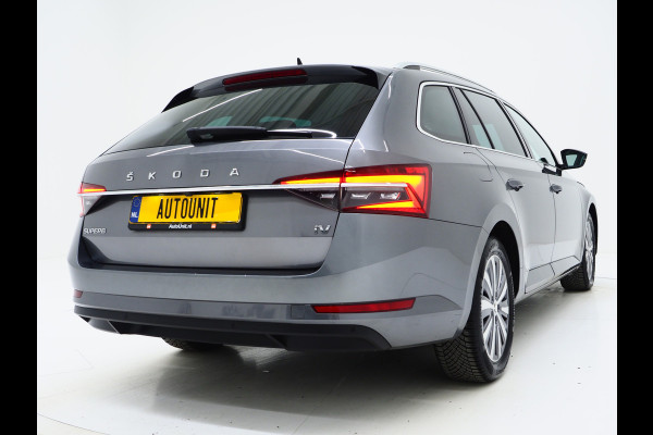 Škoda Superb Combi 1.4 TSI iV Style | Leder/Alcantara | Camera | Keyless | Memory | Virtual | Adaptive Cruise  | Sfeerlicht