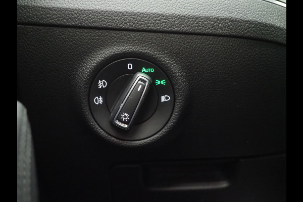 Škoda Superb Combi 1.4 TSI iV Style | Leder/Alcantara | Camera | Keyless | Memory | Virtual | Adaptive Cruise  | Sfeerlicht