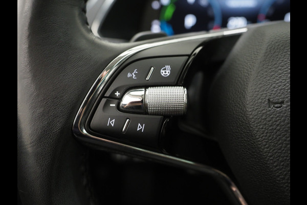 Škoda Superb Combi 1.4 TSI iV Style | Leder/Alcantara | Camera | Keyless | Memory | Virtual | Adaptive Cruise  | Sfeerlicht