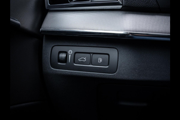 Volvo XC90 2.0 T8 Recharge AWD R-Design 7P - Long Range l Pano l Memory l Trekh l H/Kardon l 360cam