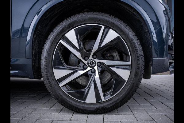 Volvo XC90 2.0 T8 Recharge AWD R-Design 7P - Long Range l Pano l Memory l Trekh l H/Kardon l 360cam