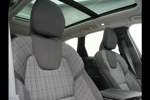 Volvo XC60 T6 AWD Inscription LONG RANGE PHEV 350pk | Panodak | Camera | Sportstoelen & Stuur Verwarmd | Google Assistent | Keyless | Apple Carplay | Virtual | Cruise Control | DAB | Plug In Hybrid |