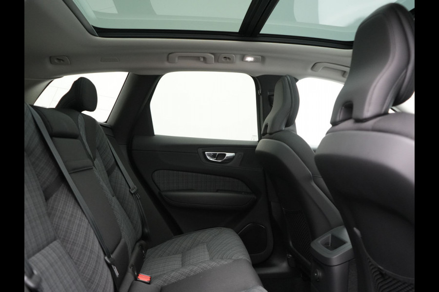 Volvo XC60 T6 AWD Inscription LONG RANGE PHEV 350pk | Panodak | Camera | Sportstoelen & Stuur Verwarmd | Google Assistent | Keyless | Apple Carplay | Virtual | Cruise Control | DAB | Plug In Hybrid |