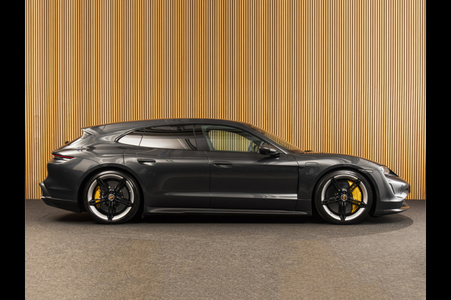 Porsche Taycan Sport Turismo Turbo S 93 kWh CERAMIC | PANO | 18VOUDIG | CARBON