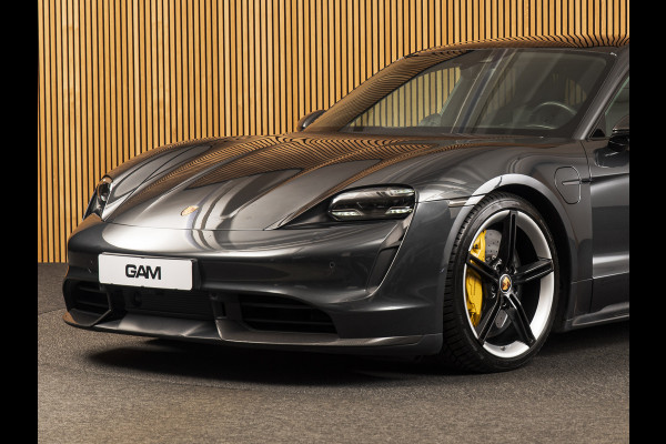 Porsche Taycan Sport Turismo Turbo S 93 kWh CERAMIC | PANO | 18VOUDIG | CARBON