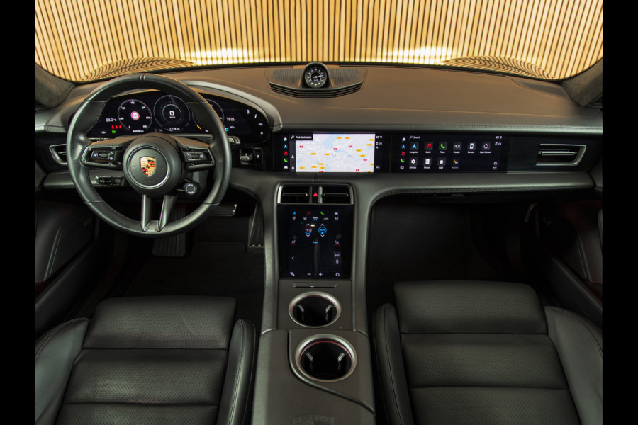 Porsche Taycan Sport Turismo Turbo S 93 kWh CERAMIC | PANO | 18VOUDIG | CARBON