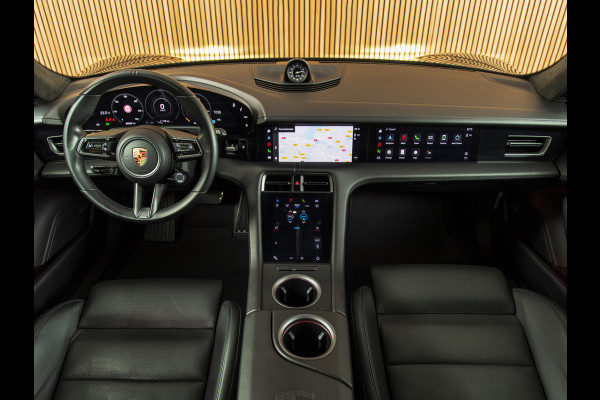 Porsche Taycan Sport Turismo Turbo S 93 kWh CERAMIC | PANO | 18VOUDIG | CARBON