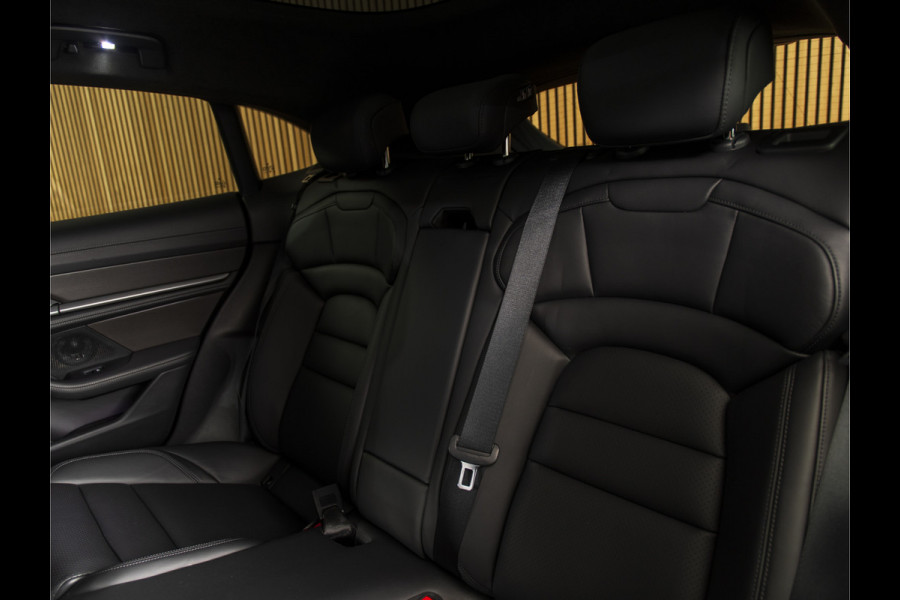 Porsche Taycan Sport Turismo Turbo S 93 kWh CERAMIC | PANO | 18VOUDIG | CARBON