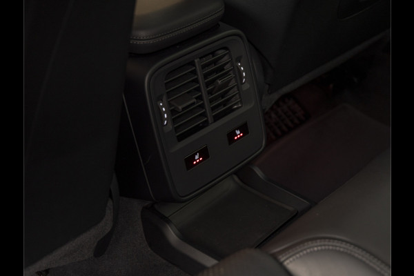 Porsche Taycan Sport Turismo Turbo S 93 kWh CERAMIC | PANO | 18VOUDIG | CARBON