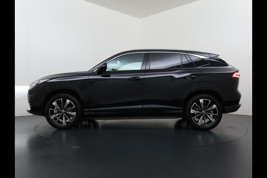 MG Mg Hs 1.5 Luxury PHEV PLUG-IN HYBRIDE | 272 PK | NIEUWE AUTO | >1.000 KM TOTAAL BEREIK | 1E REGISTRATIE 03-2026 | 360° CAMERA | ELEKTRISCHE ACHTERKLEP | 7 JAAR MG GARANTIE T/M 2033 | APPLE CARPLAY | ANDROID AUTO | STOELVERWARMING | FULL LED | ELEKTRISCHE STOELEN