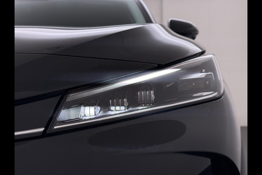 MG Mg Hs 1.5 Luxury PHEV PLUG-IN HYBRIDE | 272 PK | NIEUWE AUTO | >1.000 KM TOTAAL BEREIK | 1E REGISTRATIE 03-2026 | 360° CAMERA | ELEKTRISCHE ACHTERKLEP | 7 JAAR MG GARANTIE T/M 2033 | APPLE CARPLAY | ANDROID AUTO | STOELVERWARMING | FULL LED | ELEKTRISCHE STOELEN