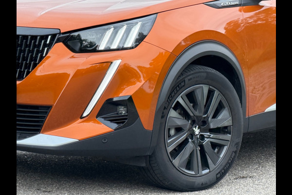 Peugeot 2008 1.2 PureTech 130 pk AUTOMAAT GT-Line, achteruitrijcamera, trekhaak stoelverwarming, vele opties