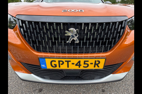 Peugeot 2008 1.2 PureTech 130 pk AUTOMAAT GT-Line, achteruitrijcamera, trekhaak stoelverwarming, vele opties