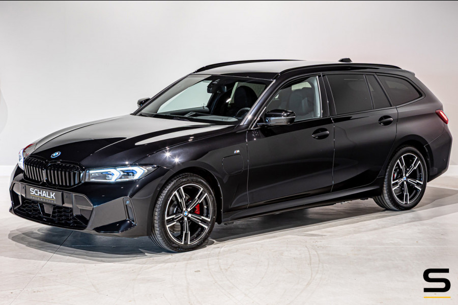 BMW 3 Serie Touring 330e|M-sport|ACC|360cam|HUD|Fisc€59.000