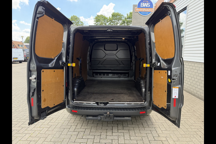 Ford Transit Custom 280 2.0 TDCI L1H1 Trend / vaste prijs rijklaar € 17.950 ex btw / lease vanaf € 302 / magnetic grey metallic / lichtmetalen velgen / airco / cruise / camera / trekhaak !