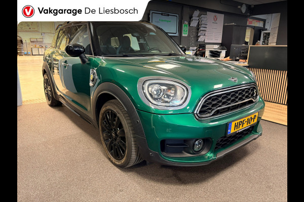 MINI Countryman 1.5 Cooper S E ALL4 Chili John Cooper Works stuur en sport-stoelen / stoelverwarming / Navigatie / carplay