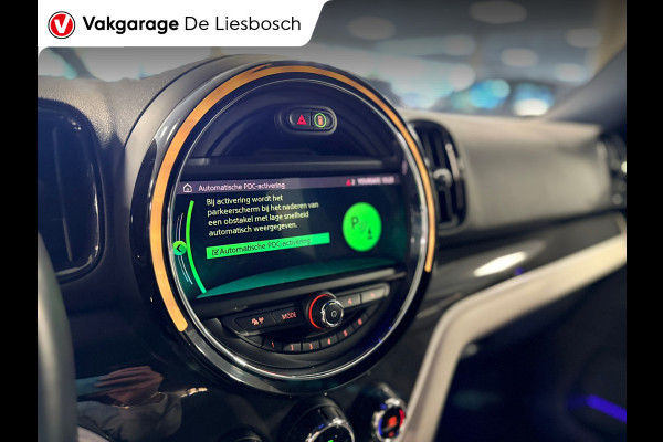 MINI Countryman 1.5 Cooper S E ALL4 Chili John Cooper Works stuur en sport-stoelen / stoelverwarming / Navigatie / carplay