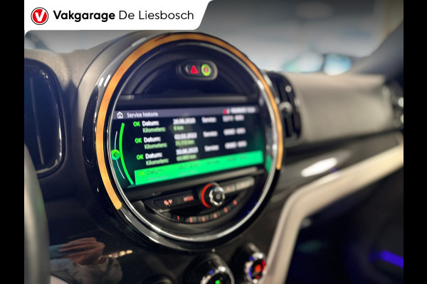 MINI Countryman 1.5 Cooper S E ALL4 Chili John Cooper Works stuur en sport-stoelen / stoelverwarming / Navigatie / carplay