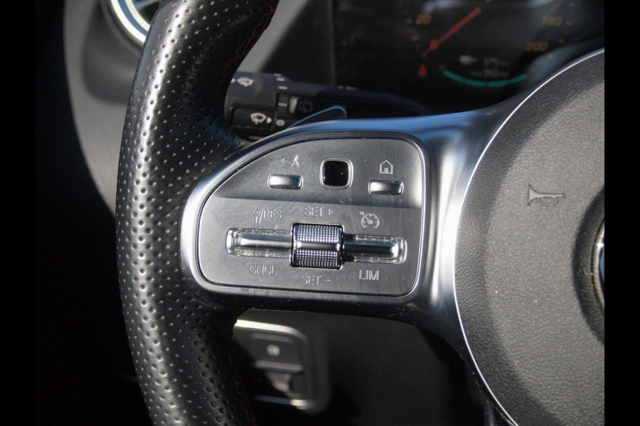 Mercedes-Benz EQA 250 Business Solution AMG 67 kWh | SOH 96% | Camera | Sfeerverlichting | Dealeronderhouden | NL-Auto |