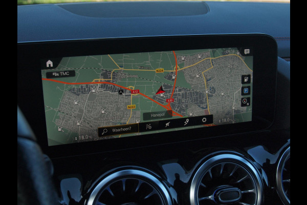 Mercedes-Benz EQA 250 Business Solution AMG 67 kWh | SOH 96% | Camera | Sfeerverlichting | Dealeronderhouden | NL-Auto |