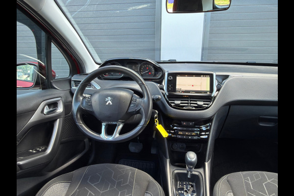Peugeot 2008 1.2 PureTech Allure / AUTOMAAT /STOELVERWARMING