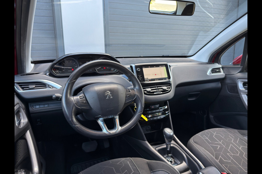 Peugeot 2008 1.2 PureTech Allure / AUTOMAAT /STOELVERWARMING