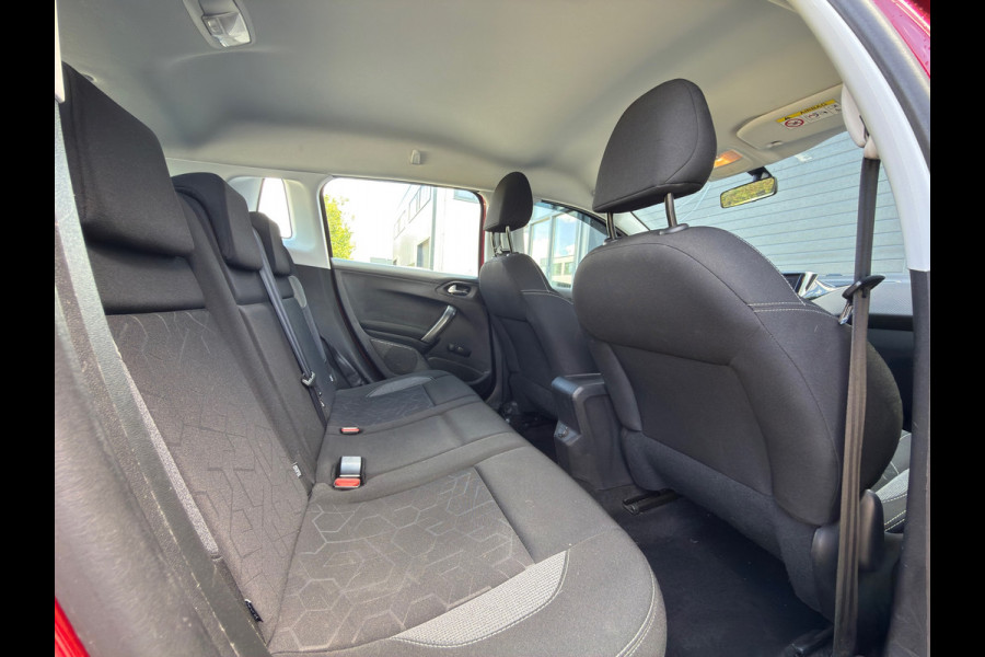 Peugeot 2008 1.2 PureTech Allure / AUTOMAAT /STOELVERWARMING