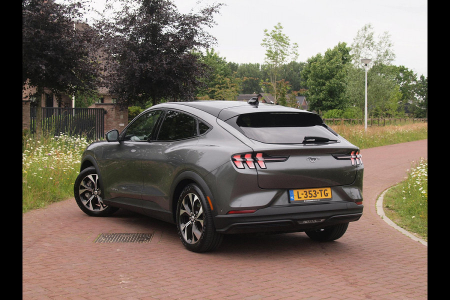Ford Mustang Mach-E Extended RWD 98 kWh | 360 Camera | Bang & Olufsen | Stoel Memory | Apple Carplay | Cruise Control |