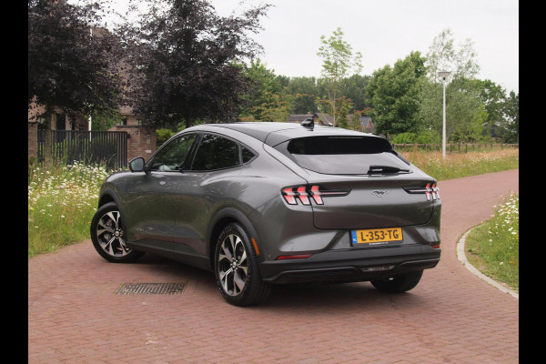 Ford Mustang Mach-E Extended RWD 98 kWh | 360 Camera | Bang & Olufsen | Stoel Memory | Apple Carplay | Cruise Control |