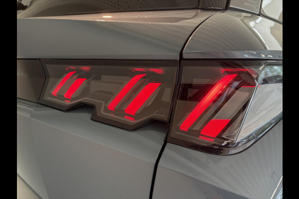 Peugeot E-5008 Allure Avantage 73 kWh | Tot 8 jaar garantie | Camera | Apple Carplay/Android Auto | 19 inch velgen