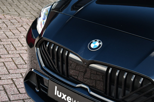 BMW 1-serie 120 M-Sport Pano ACC 360 HUD El-Klep 18inch Shadowline