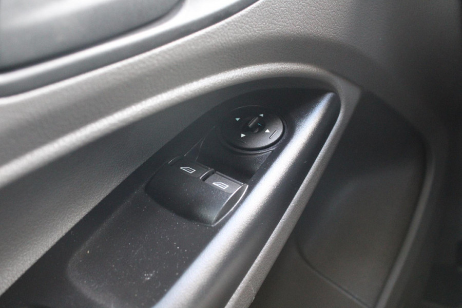 Ford Transit Connect 1.5 EcoBlue L1 Trend | 100pk | Trekhaak | Cruise control | Airco | Vloerplaat en betimmering | Bluetooth