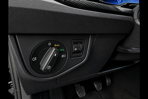 Volkswagen Polo 1.0 TSI Life Navigatie Carplay Full LED Airco Lichtmetalen Velgen Digitale Cockpit Adatpive Cruise Control DAB+