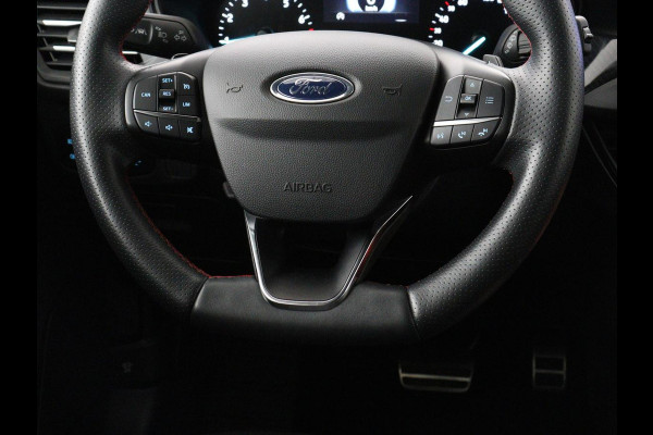Ford Focus 1.5 EcoBoost ST Line | Trekhaak | Stoel & Stuurverwarming | Keyless | Carplay | Climate control | Parkeerhulp | Full LED | Cruise control | Navigatie | Bluetooth | Getint glas