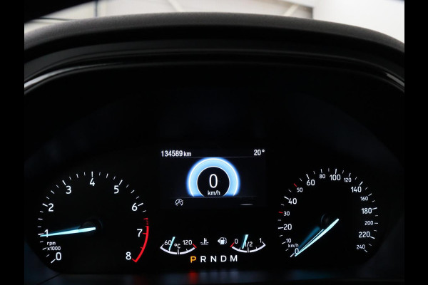 Ford Focus 1.5 EcoBoost ST Line | Trekhaak | Stoel & Stuurverwarming | Keyless | Carplay | Climate control | Parkeerhulp | Full LED | Cruise control | Navigatie | Bluetooth | Getint glas