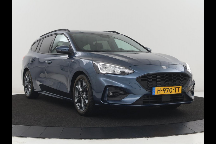 Ford Focus 1.5 EcoBoost ST Line | Trekhaak | Stoel & Stuurverwarming | Keyless | Carplay | Climate control | Parkeerhulp | Full LED | Cruise control | Navigatie | Bluetooth | Getint glas