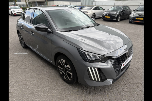 Peugeot 208 100pk Allure (Camera - LED - Navigatie - Apple Carplay - Automatische Airco - Parkeersensoren)