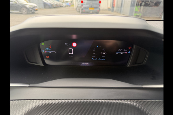 Peugeot 208 100pk Allure (Camera - LED - Navigatie - Apple Carplay - Automatische Airco - Parkeersensoren)