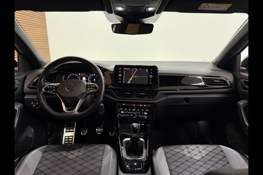 Volkswagen T-Roc 1.5 TSI R-Line Business | IQ.Light Matrix LED | ACC | Digital Cockpit Pro | Camera | Park Assist | Black Style