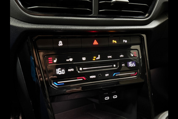 Volkswagen T-Roc 1.5 TSI R-Line Business | IQ.Light Matrix LED | ACC | Digital Cockpit Pro | Camera | Park Assist | Black Style