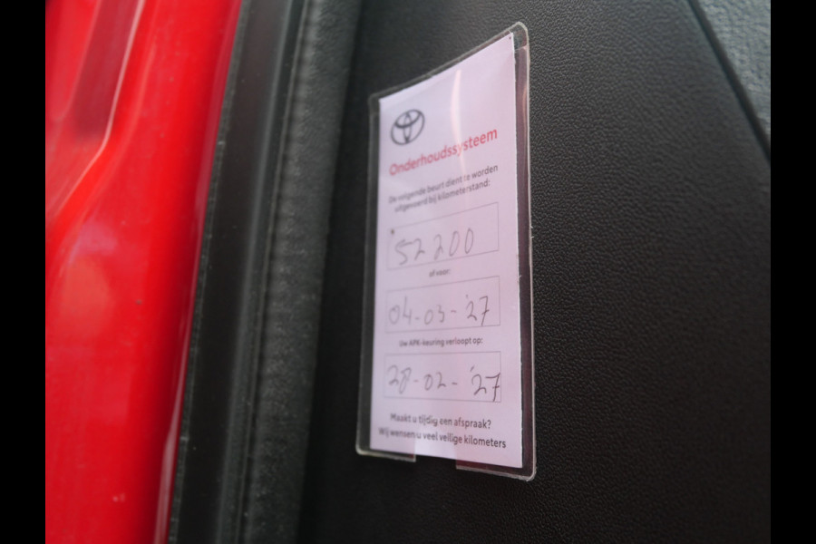 Toyota Aygo 1.0 VVT-i X-PLAY | CAMERA | CARPLAY | NAVIGATIE | ALL-SEASON | APK 03-2027!!