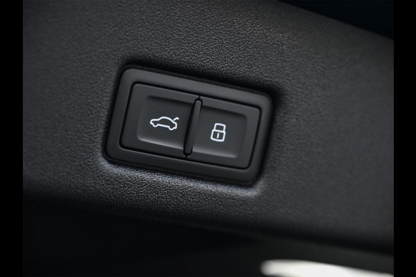Audi Q5 Sportback 2.0 TFSI e-hybrid quattro S edition Competition Luchtvering | Head-up | 360 Camera | B&O | Massage | Stoelventilatie | Stoelverwarming V+A | Trekhaak | Ambiance Interieur