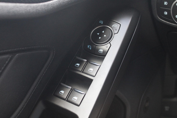 Ford Focus 1.5 EcoBoost ST Line Business 182 PK | Stoelverwarming | Panorama Dak | Bang & Olufsen Audio | 19'' Lichtmetalen Velgen | Cruise Control |