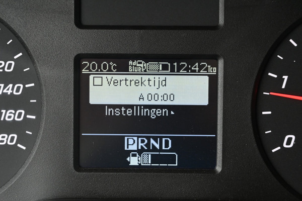 Mercedes-Benz Sprinter 317 CDI L2H2 3500 KG trekhaak, LED, Geveerde stoel