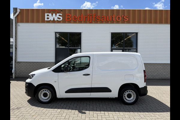 Peugeot Partner 1.2 PureTech Premium / vaste prijs rijklaar € 11.750 ex btw / lease vanaf € 198 / airco / cruise control / benzine grijs kenteken / pdc achter / raam in de schuifdeur